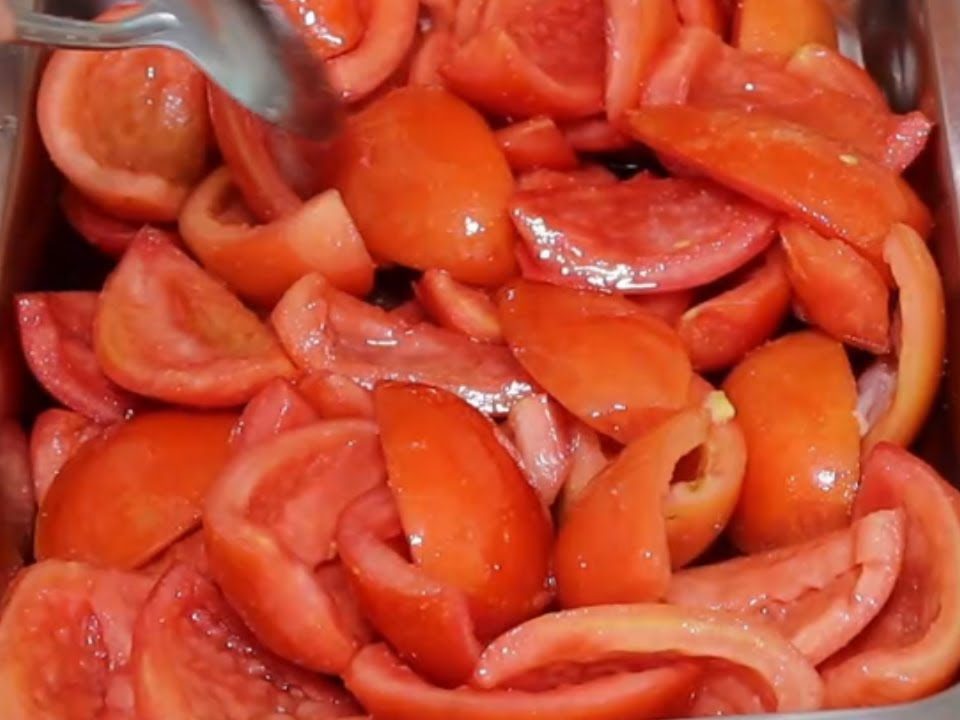 TOMATE ASSADO NO FORNO FIZ ESTA RECEITA E ME SURPREENDI