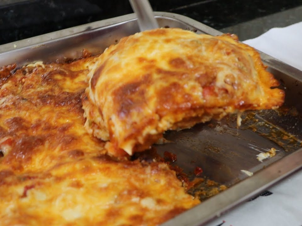 FILÉ DE FRANGO A PARMEGIANA SEU ALMOÇO VAI FICAR IRRESISTÍVEL COM ESTA RECEITA