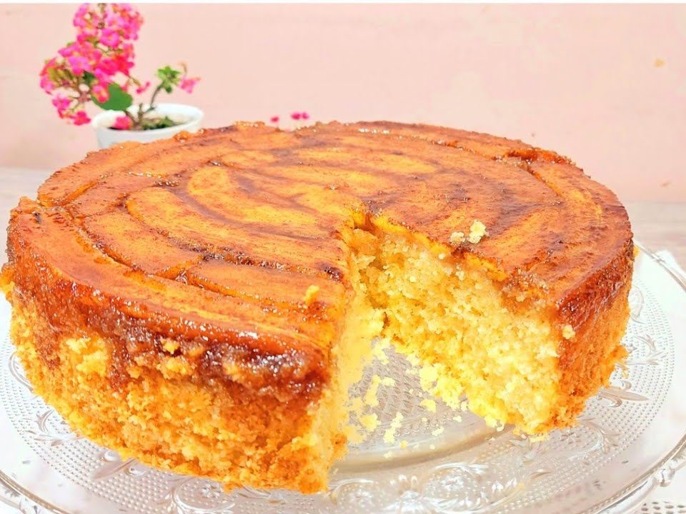 Bolo de Banana Caramelada de Preguiçoso | Não precisa fazer o Caramelo acredita !???...