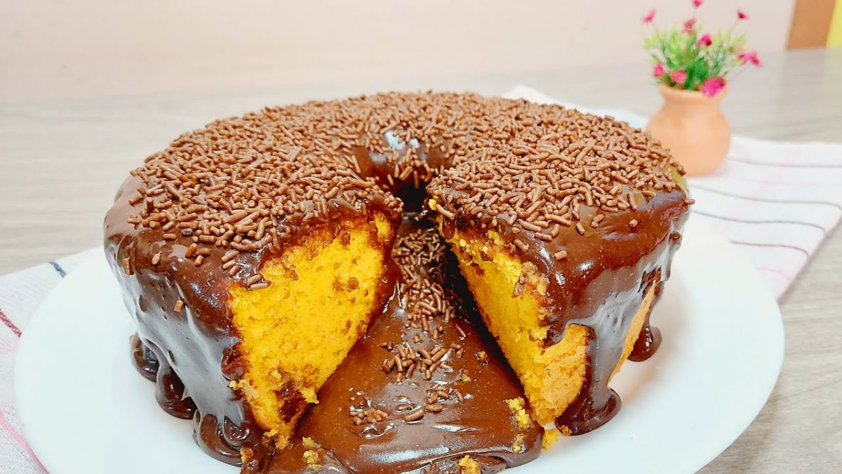 BOLO DE CENOURA COM LARANJA | BOLO VULCÃO COM BRIGADEIRO GOURMET