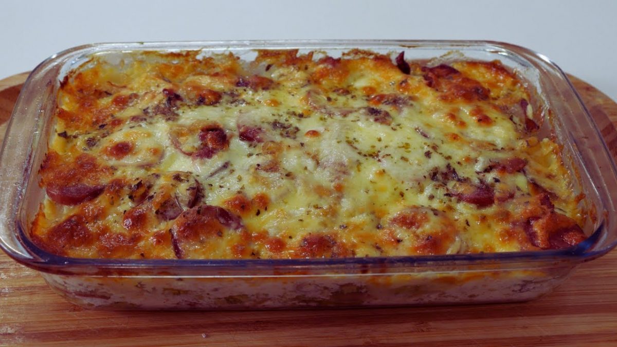 ABOBRINHA GRATINADA COM LINGUIÇA.AQUI EM CASA SEMPRE ME PEDEM ESTA RECEITA.