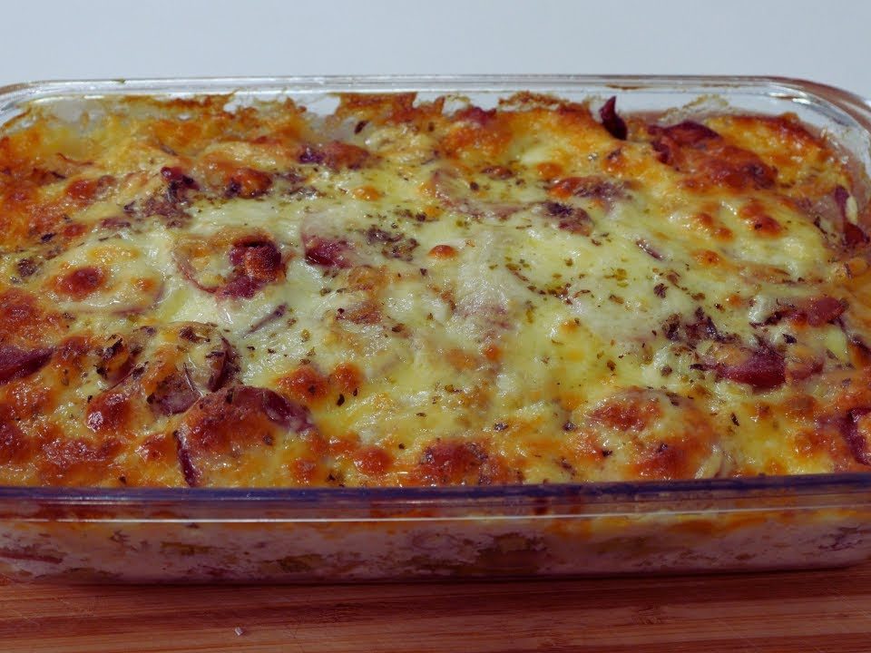 ABOBRINHA GRATINADA COM LINGUIÇA.AQUI EM CASA SEMPRE ME PEDEM ESTA RECEITA.