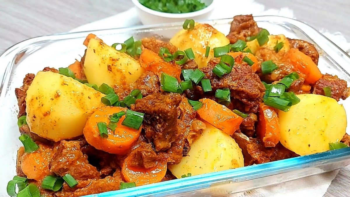 CARNE DE PANELA COM BATATAS | Sem água | Receita fácil