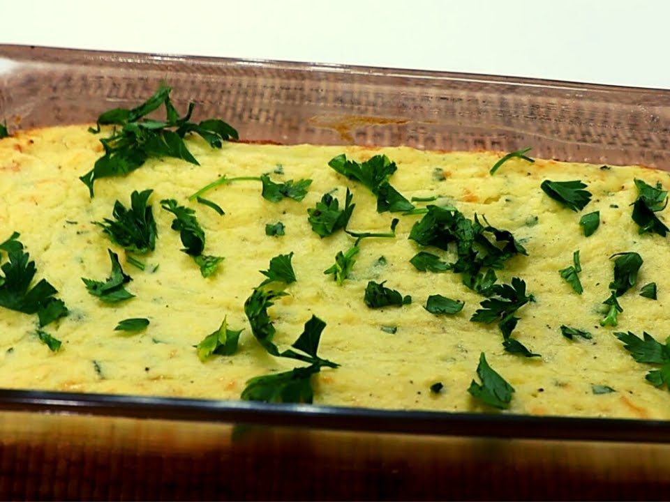 VOCÊ NÃO VAI QUERER COMER MANDIOCA DE OUTRO JEITO. RECEITA CREMOSA E DELICIOSA.