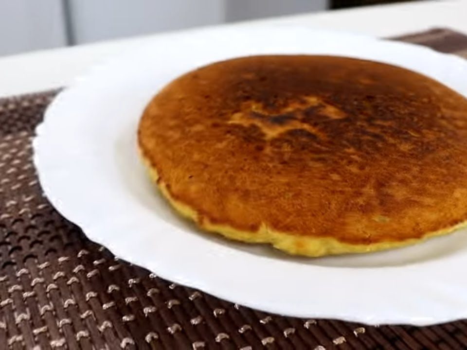 TEM BANANA E FUBÁ EM CASA? EM 15 MINUTOS FAÇA ESSA RECEITA PARA O CAFÉ DA MANHÃ.