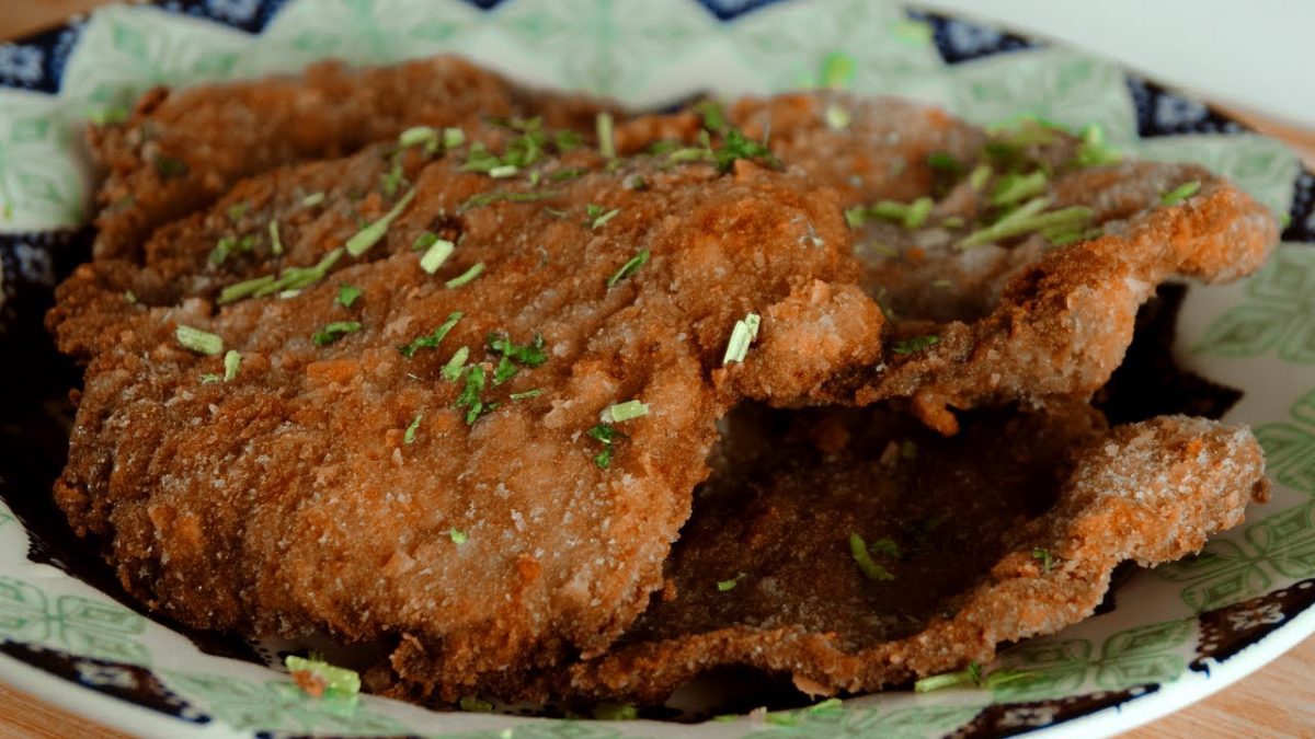 BIFE A MILANESA SEQUINHO E CROCANTE FEITO DE UM JEITO PRÁTICO