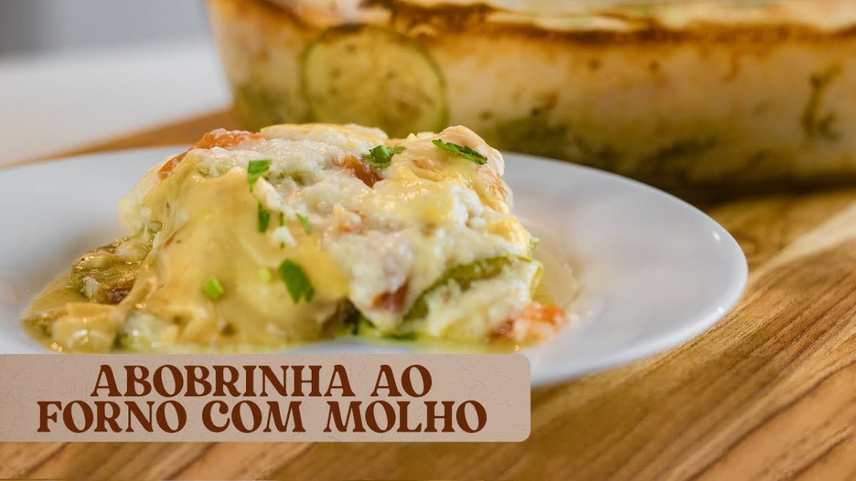 ABOBRINHA AO FORNO: CREMOSA E COM MOLHO ESPECIAL