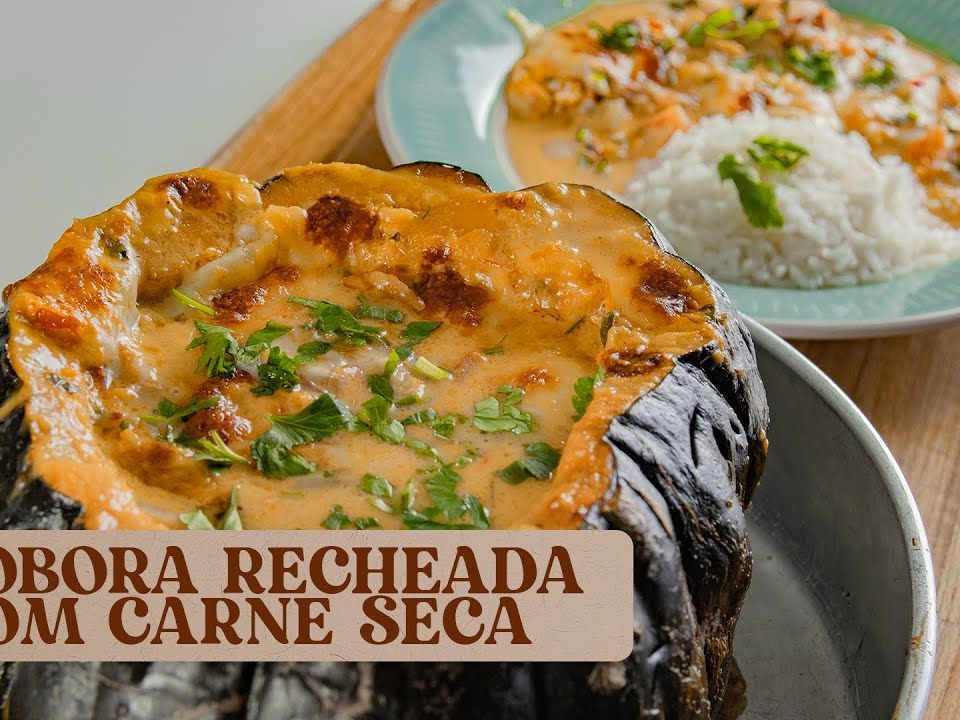 ABÓBORA RECHEADA COM CARNE SECA.CREMOSA E DELICIOSA VOCÊ VAI AMAR ESTA RECEITA.