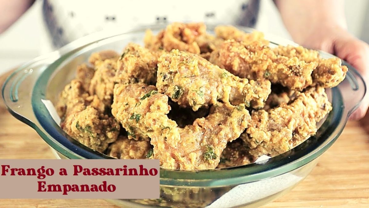 FRANGO À PASSARINHO EMPANADO. COMIDA DE BOTECO PARA VOCÊ FAZER EM CASA.