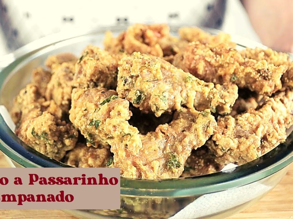 FRANGO À PASSARINHO EMPANADO. COMIDA DE BOTECO PARA VOCÊ FAZER EM CASA.