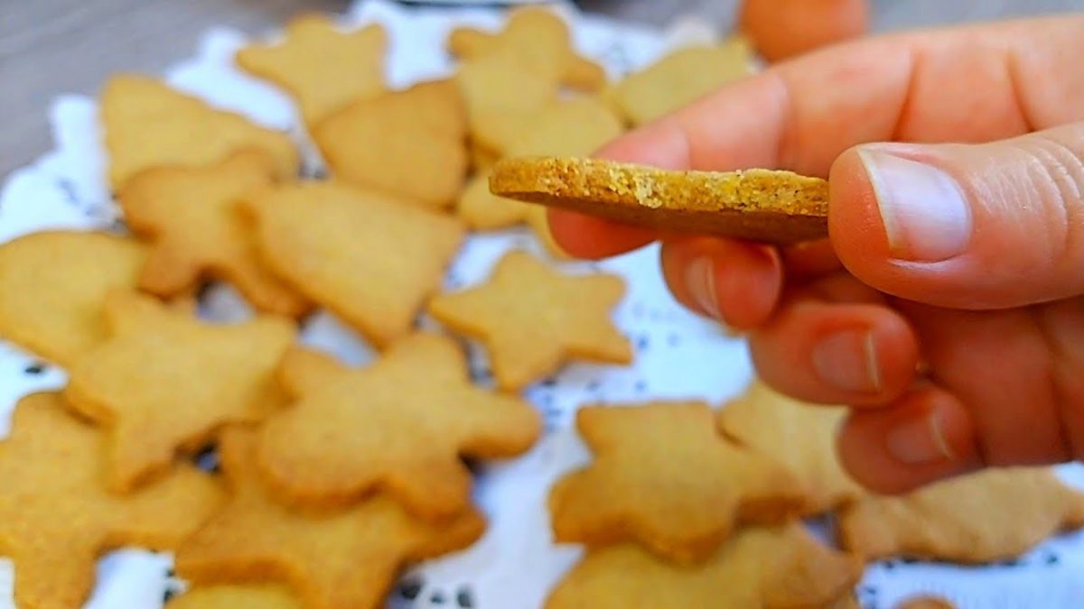 Biscoito de Fubá | Biscoito de Milho Amanteigados| Bolachinhas Fáceis e Rápidas