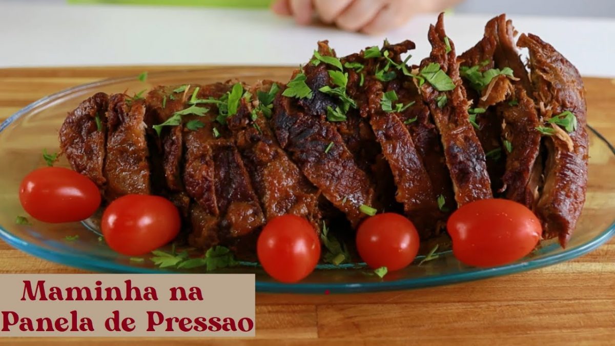 MAMINHA NA PANELA DE PRESSÃO COZIDA SEM ÁGUA.PRONTA EM POUCOS MINUTOS.RECEITA PARA CEIA DE NATAL.