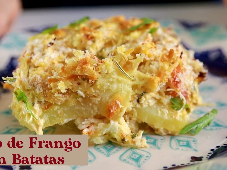 PEITO DE FRANGO COM BATATAS. CUSTA POUCO E FICA DELICIOSO!