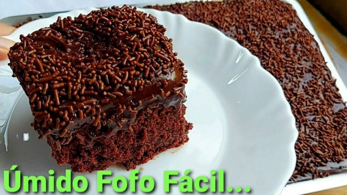 CALDA + COBERTURA Deixa CHOCOLATUDO e MOLHADINHO |Bolo de chocolate Fácil Rápido de Liquidificador