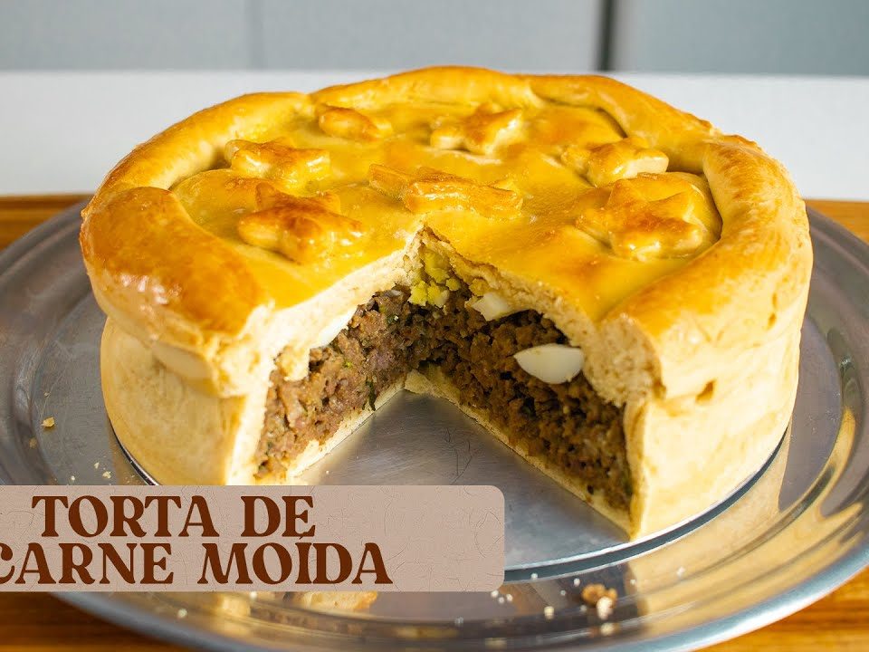 TORTA DE CARNE MOÍDA IGUAL A ESTA EU NUNCA VI. DESMANCHA NA BOCA.