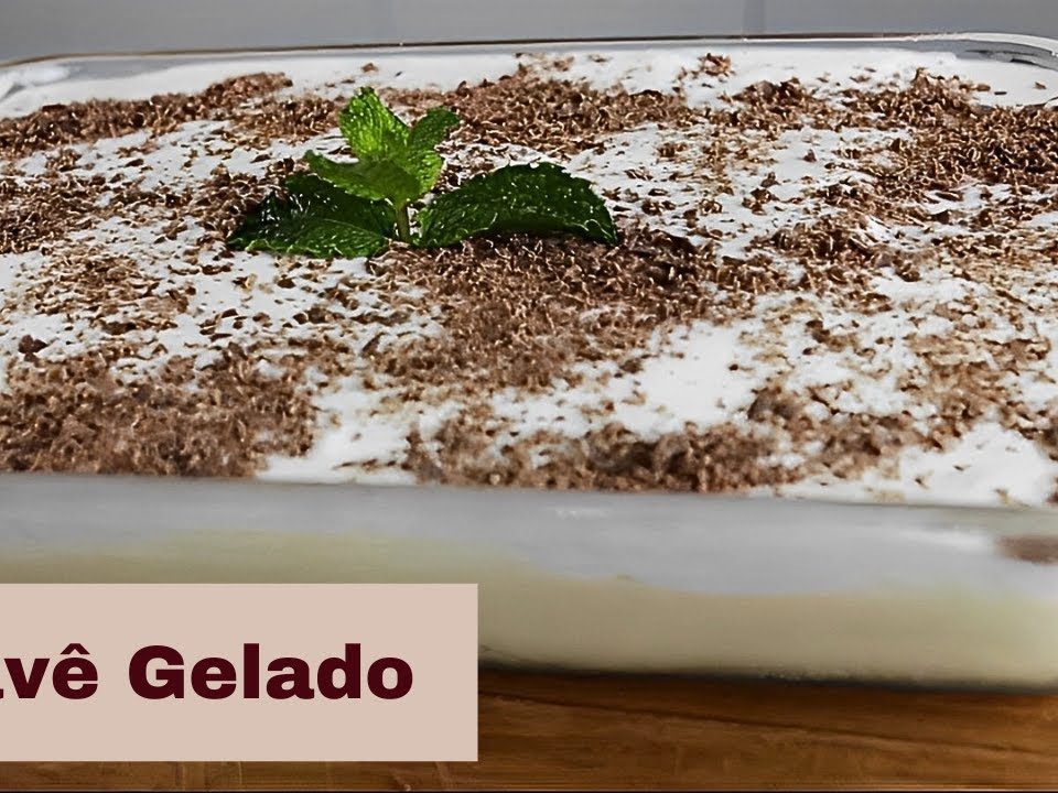 PAVÊ GELADO COM BOLACHA CHAMPANHE: A SOBREMESA PERFEITA PARA O ALMOÇO DO DIA DAS MÃES