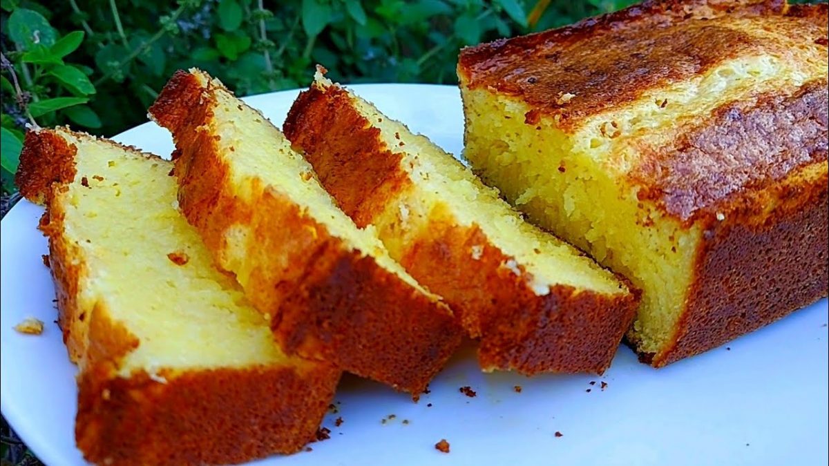 BOLO DE FUBÁ FÁCIL -  Sem Trigo  - Receita Antiga Da Broa de Fubá de Vó