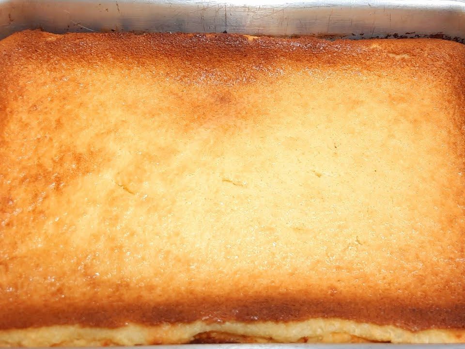 BOLO DE LEITE COM COCO CREMOSO FAZ TUDO NO LIQUIDIFICADOR FÁCIL  RÁPIDO E DELICIOSO