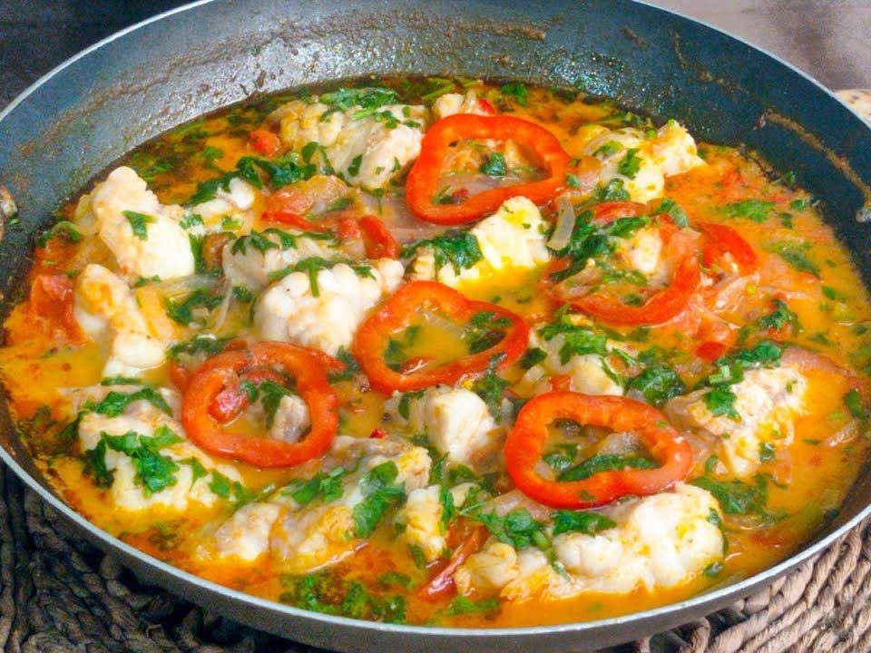 MOQUECA DE PEIXE SUPER FÁCIL E DELICIOSA