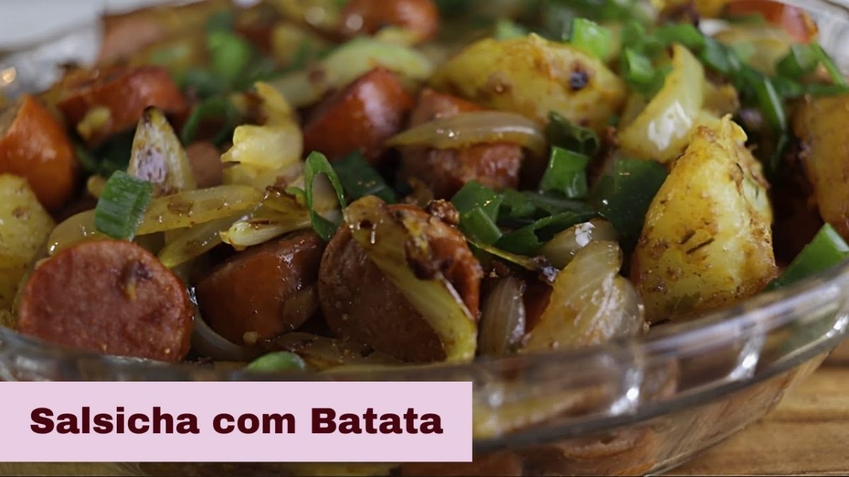 TEM SALSICHA E BATATA NA SUA CASA? FAÇA ESSA RECEITA DELICIOSA