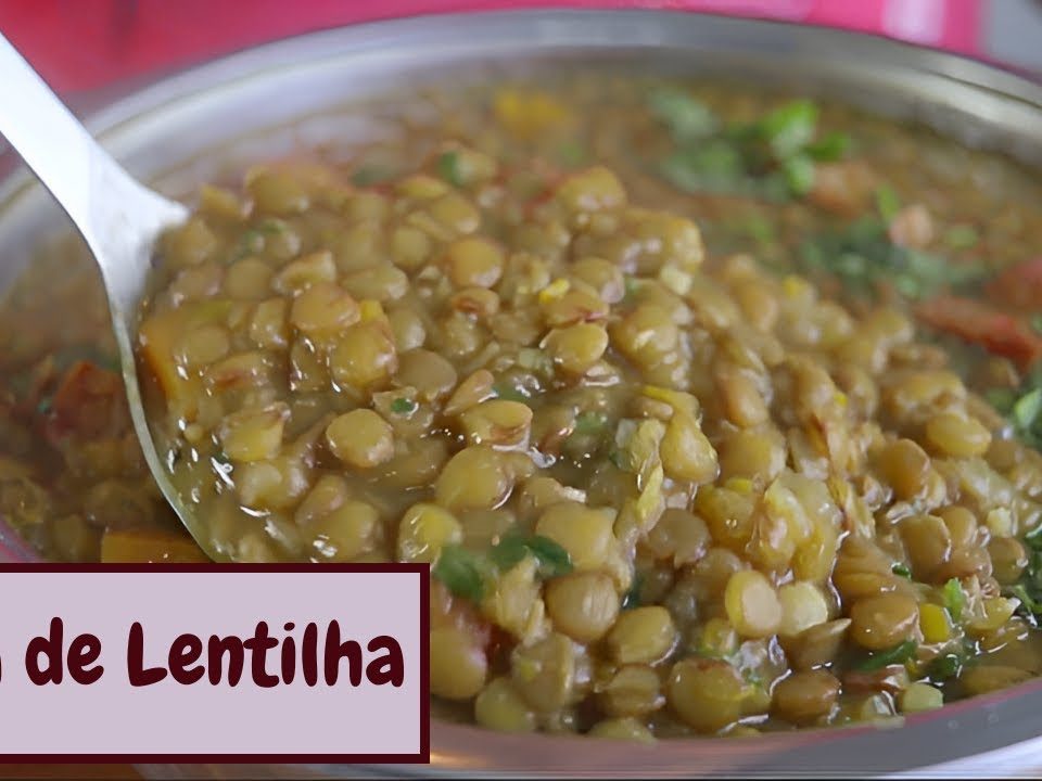 NADA MELHOR DO QUE TOMAR UMA SOPA BEM QUENTINHA E SUCULENTA NO INVERNO.RECEITA FÁCIL.