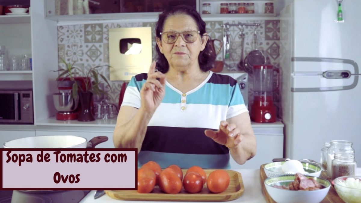 CALDO QUENTINHO PARA O INVERNO.SOPA DE TOMATES RECEITA PORTUGUESA.