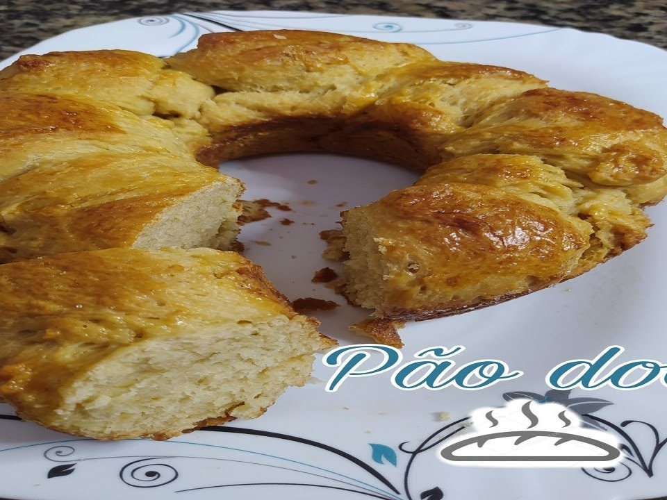 Pão doce caseiro de liquidificador. Sem precisar sovar. Fácil de vc esta fazendo!