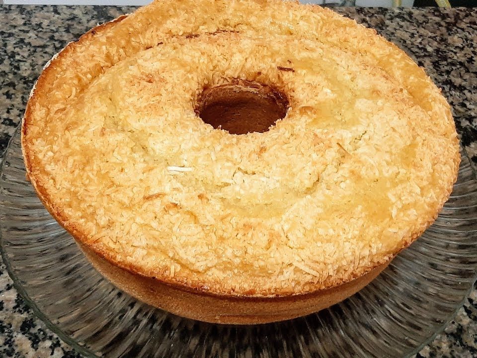 Bolo de macaxeira aipim cozida/uma delícia muito fácil de fazer 😋😋😋😋