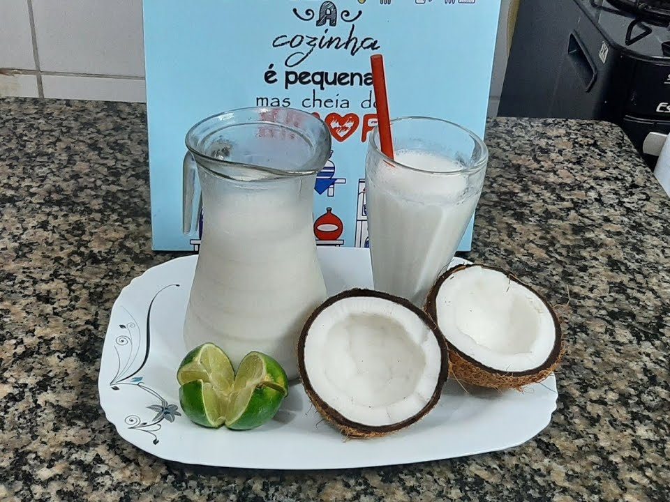 Refresco de coco com limão/ uma delícia super fácil de fazer 🥥🥥🍋