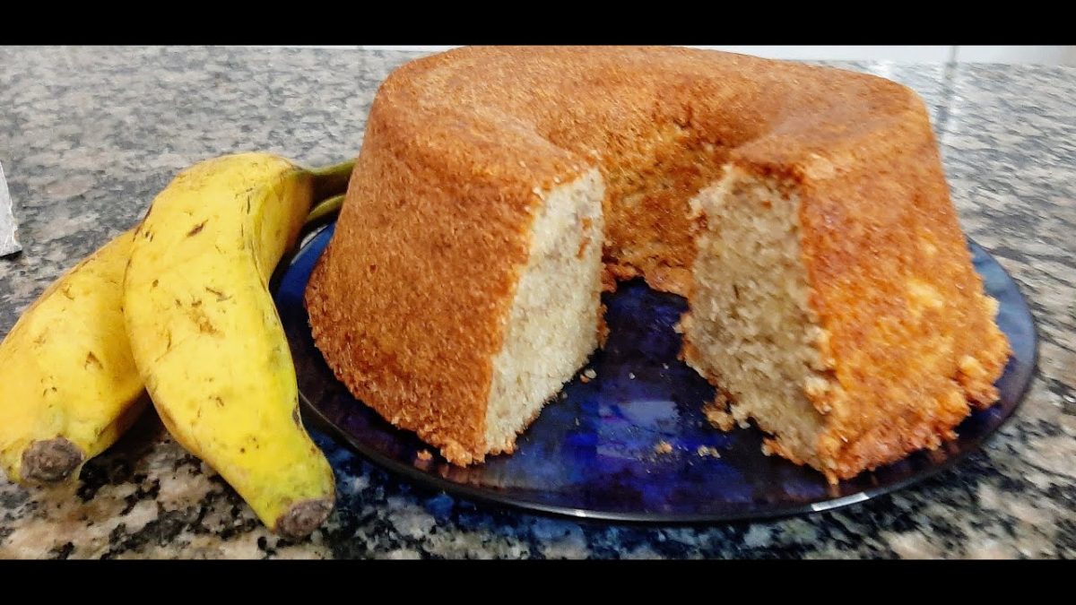 Bolo de banana simples! Delicioso fofinho derretendo na boca 🍌🍌🍌🍌🍌🍌