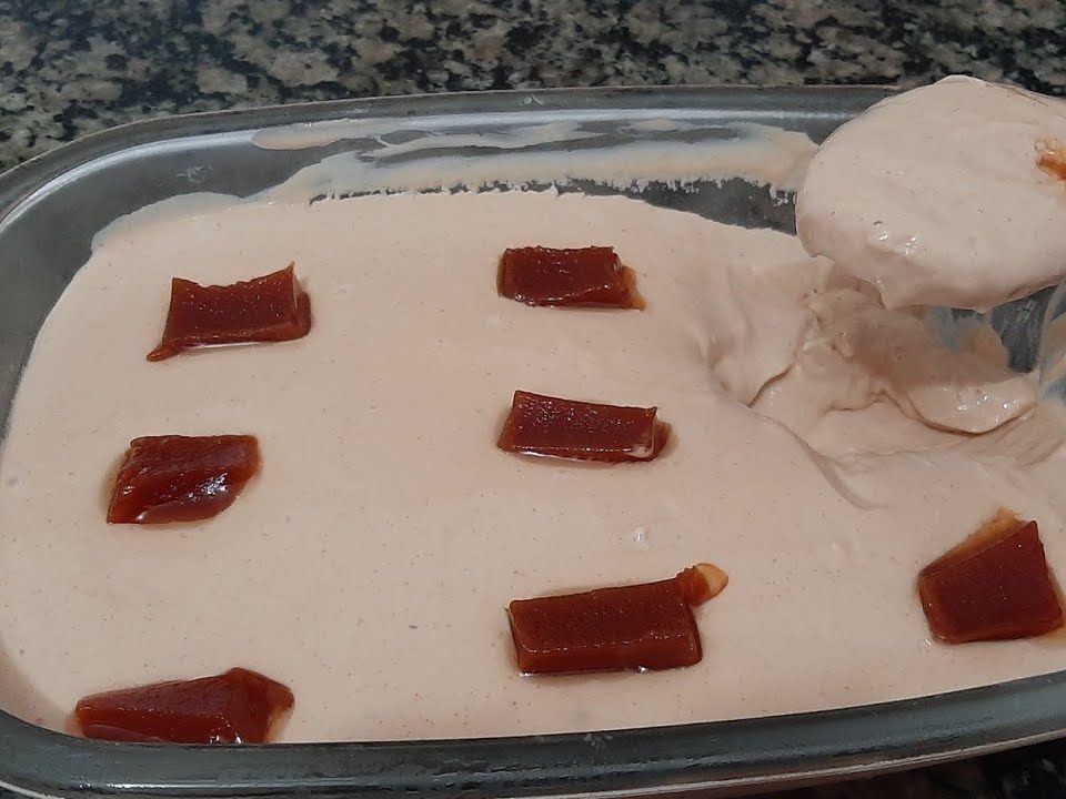 Mousse de goiabada/apenas 2 ingredientes uma delícia super fácil 😋😋