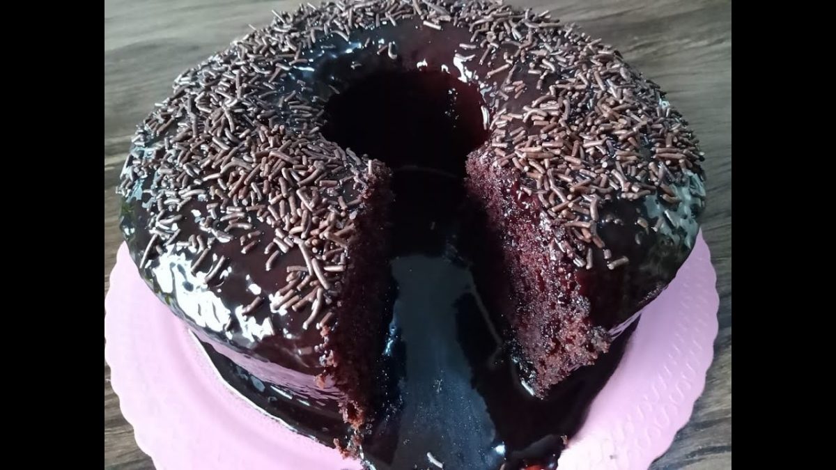 BOLO DE CHOCOLATE FOFINHO / NEGA MALUCA