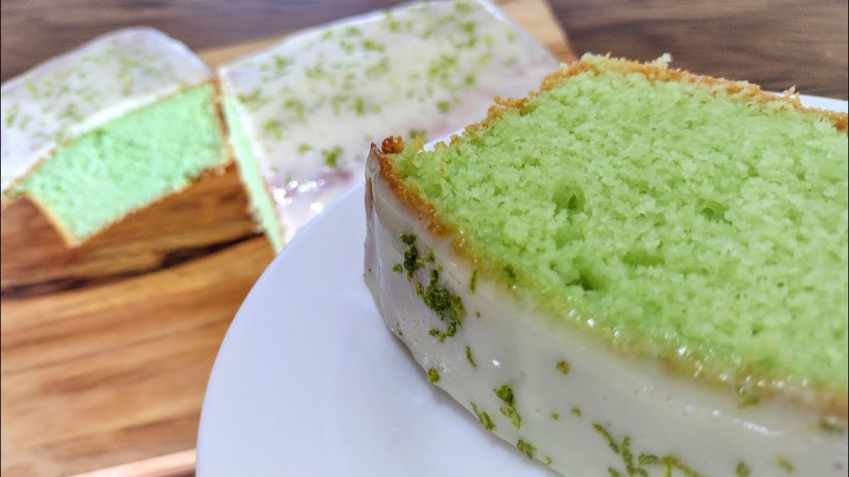 BOLO DE LIMÃO COM COBERTURA DE MOUSSE DE DAR ÁGUA NA BOCA!!