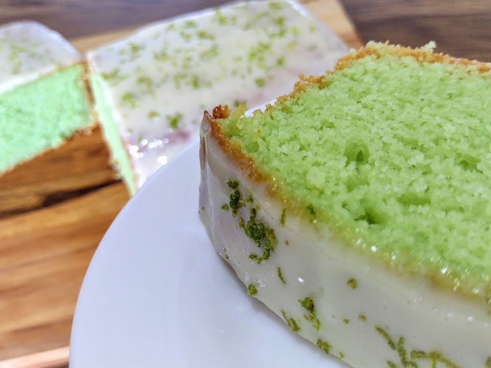 BOLO DE LIMÃO COM COBERTURA DE MOUSSE DE DAR ÁGUA NA BOCA!!