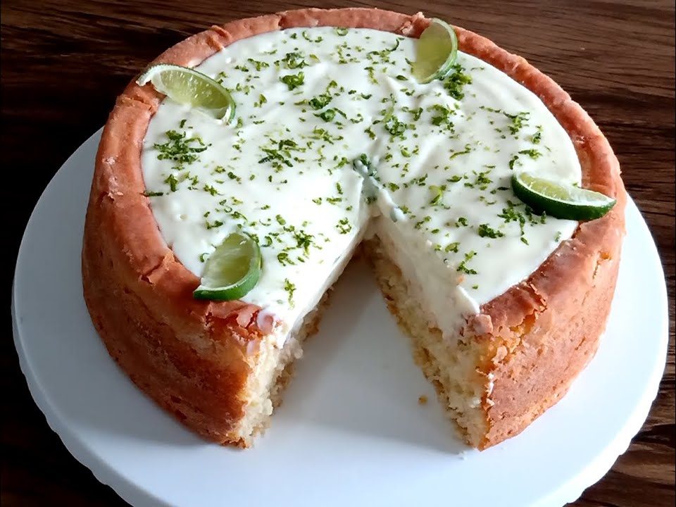 Bolo Piscina com mousse de Limão