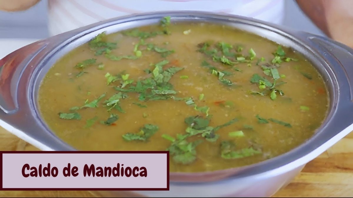 CALDO DE MANDIOCA NA PANELA DE PRESSÃO.SUCULENTO E DELICIOSO.