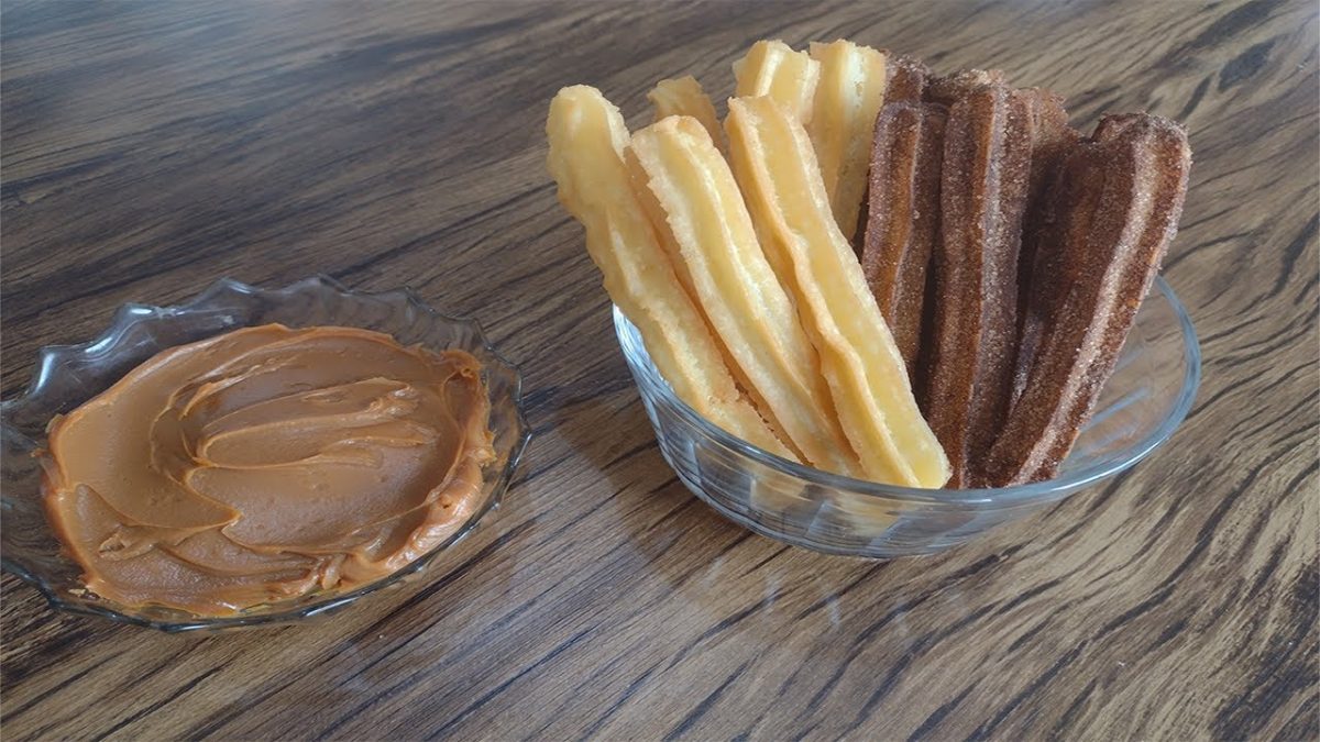 CHURROS CASEIROS SIMPLES E FÁCIL!!