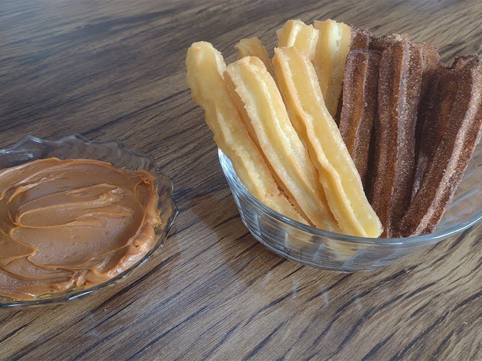 CHURROS CASEIROS SIMPLES E FÁCIL!!