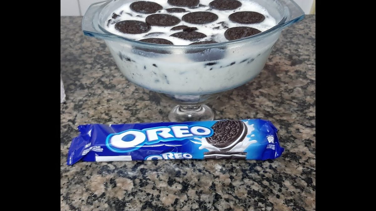 Mousse de biscoito oreo/uma delícia bem cremoso super fácil de fazer !!