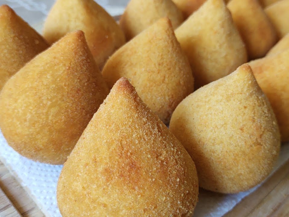 Aprenda Hoje a Fazer o Salgado Mais Vendido do Brasil | Coxinha de Frango com Massa de Batata