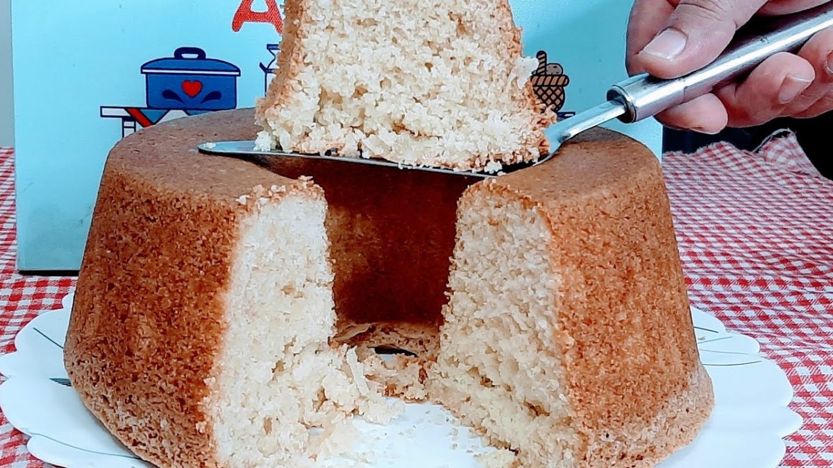 Bolo de flocão de arroz com coco/ uma delícia super fofinho 🥥🥥🥥