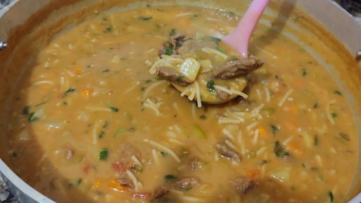 Sopa de feijão com legumes muito suculenta/ verdadeira delícia 🍲🍲