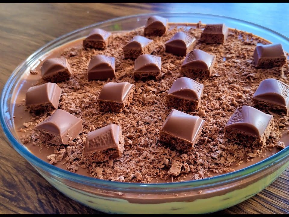 PAVÊ DE MARACUJÁ COM CHOCOLATE FÁCIL E PRÁTICO