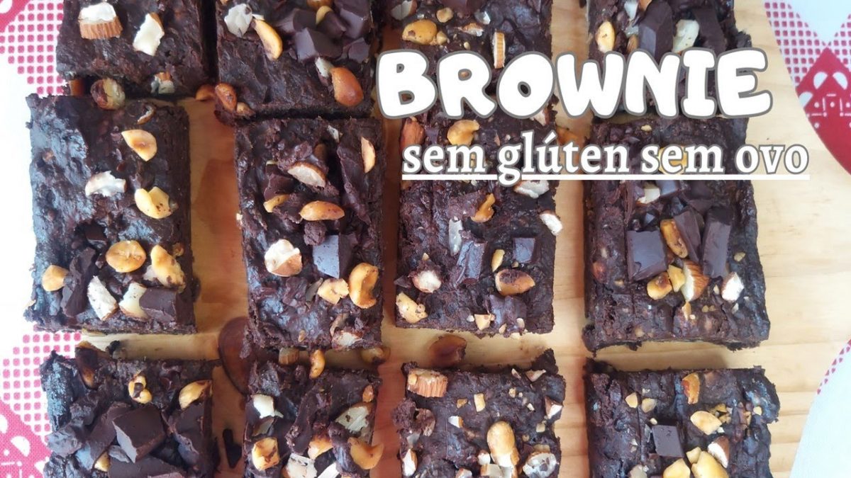 Receita de Brownie Fit de Iogurte Grego SIMPLES E FÁCIL - Receita sem glúten sem ovo