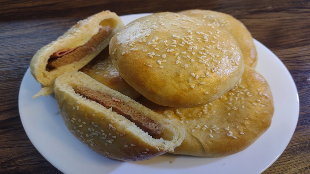 SALGADO HAMBURGUER DE FORNO / MASSA CORINGA