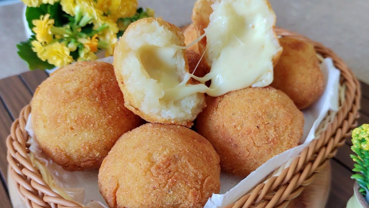 Se Você Tiver Batatas e Queijo, Faça Esta Receita | Realmente Delicioso