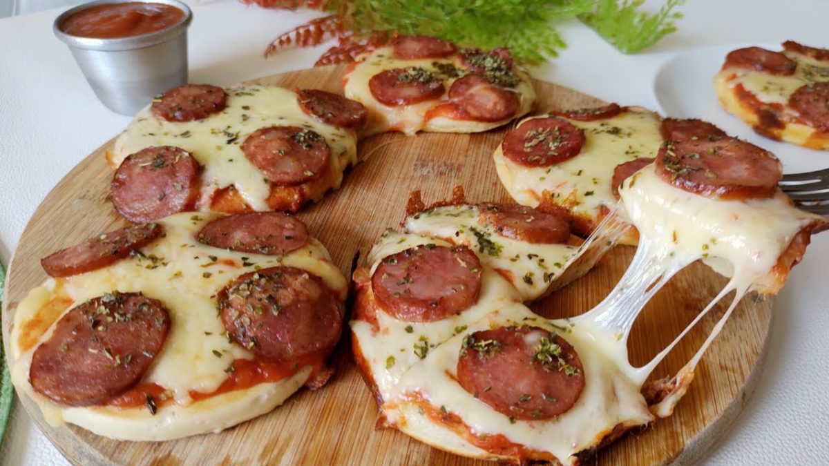 Sem Forno | Mini Pizza de Liquidificador Pronta em 5 Minutos