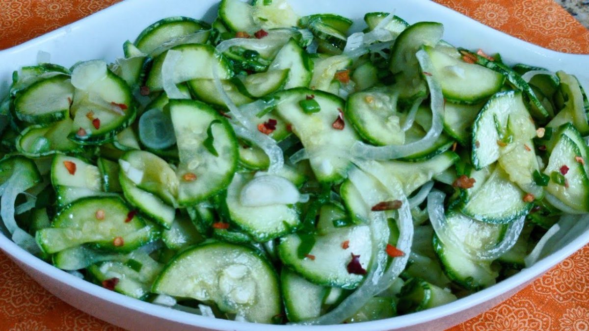 Você nunca provou essa salada de abobrinha! Incrivelmente DELICIOSA!