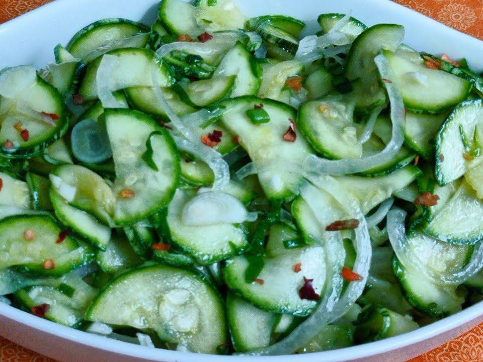 Você nunca provou essa salada de abobrinha! Incrivelmente DELICIOSA!