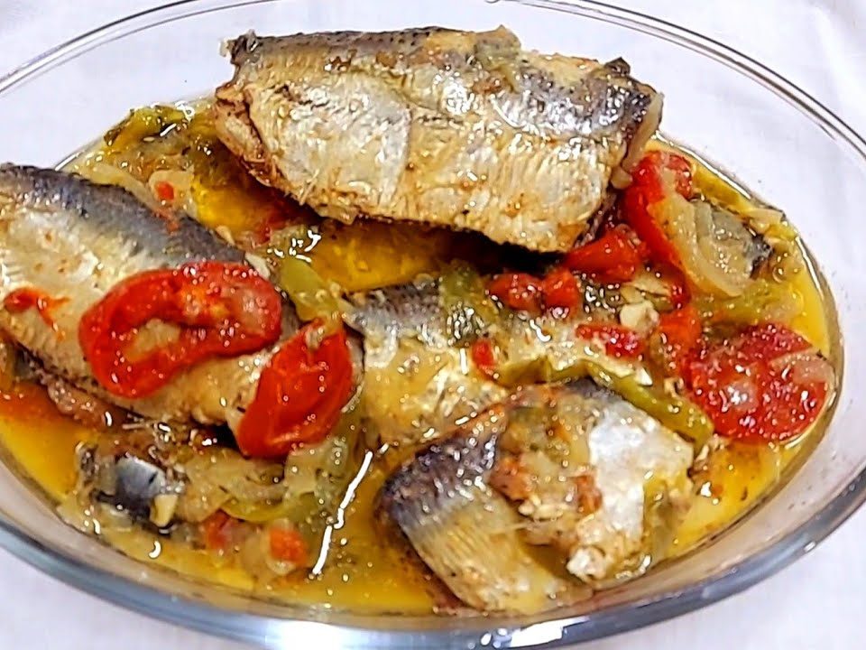 COMO FAZER SARDINHA NA PANELA DE PRESSÃO- Receita fácil de sardinha !